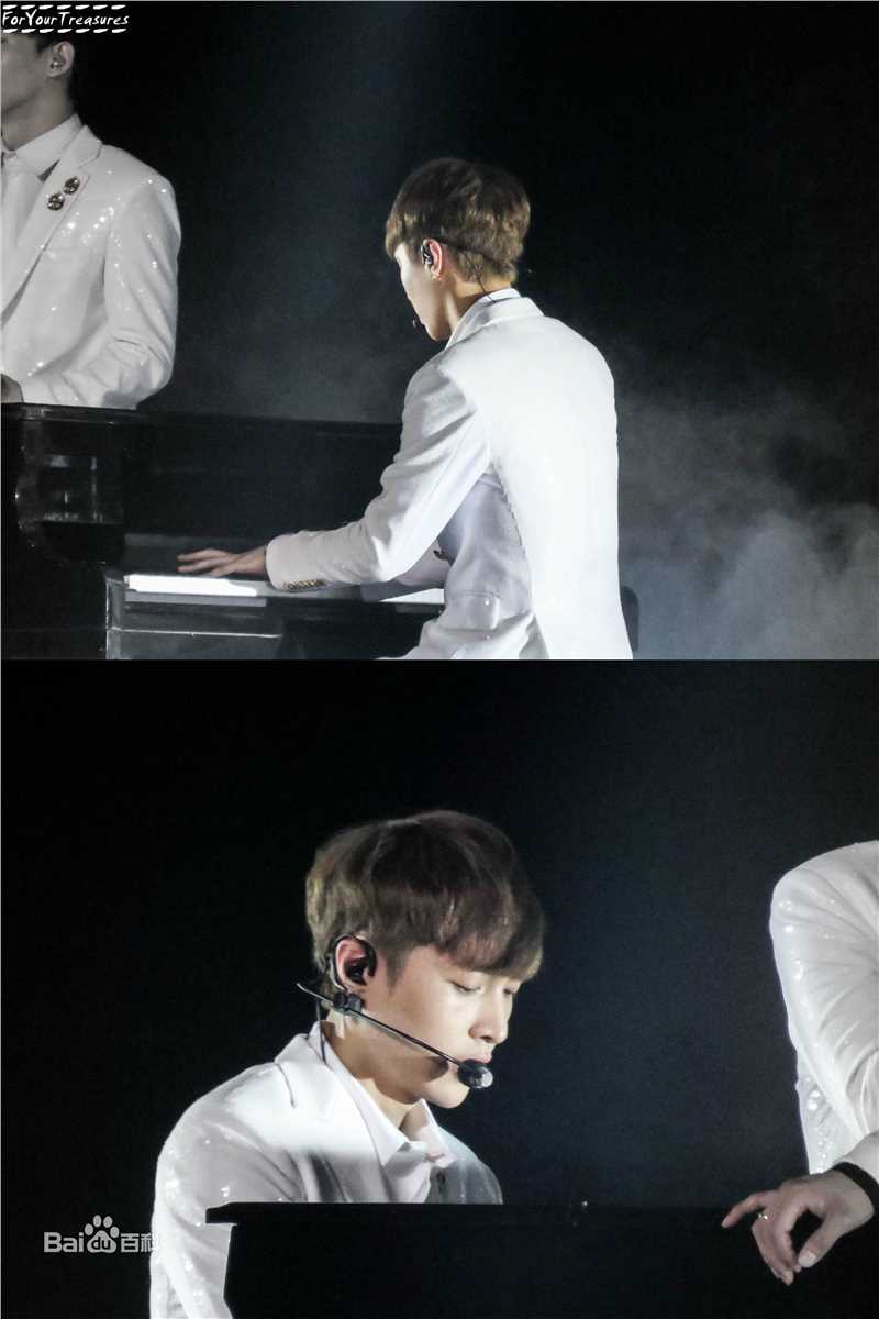 张艺兴(LAY，レイ)演奏舞台性感图片图集