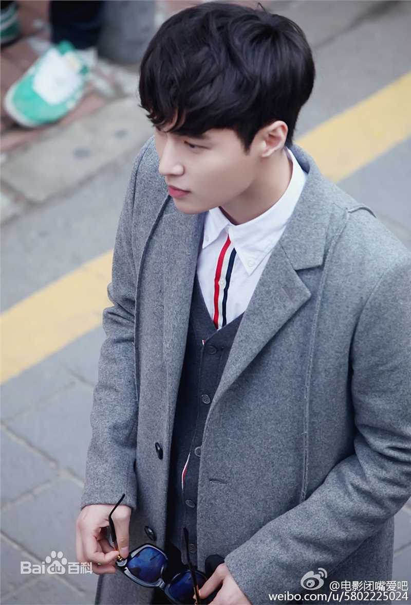 精选张艺兴(LAY，レイ)在《闭嘴！爱吧》韩彬中的图册