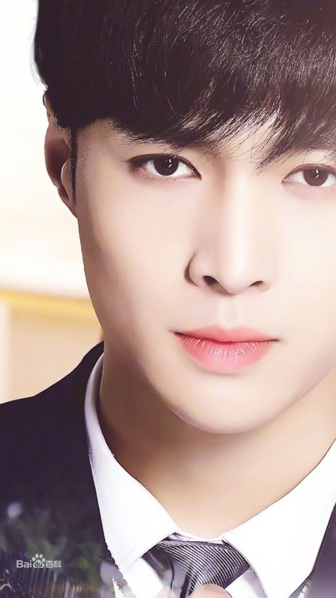 精选张艺兴(LAY，レイ)在《求婚大作战》严小赖中的图册