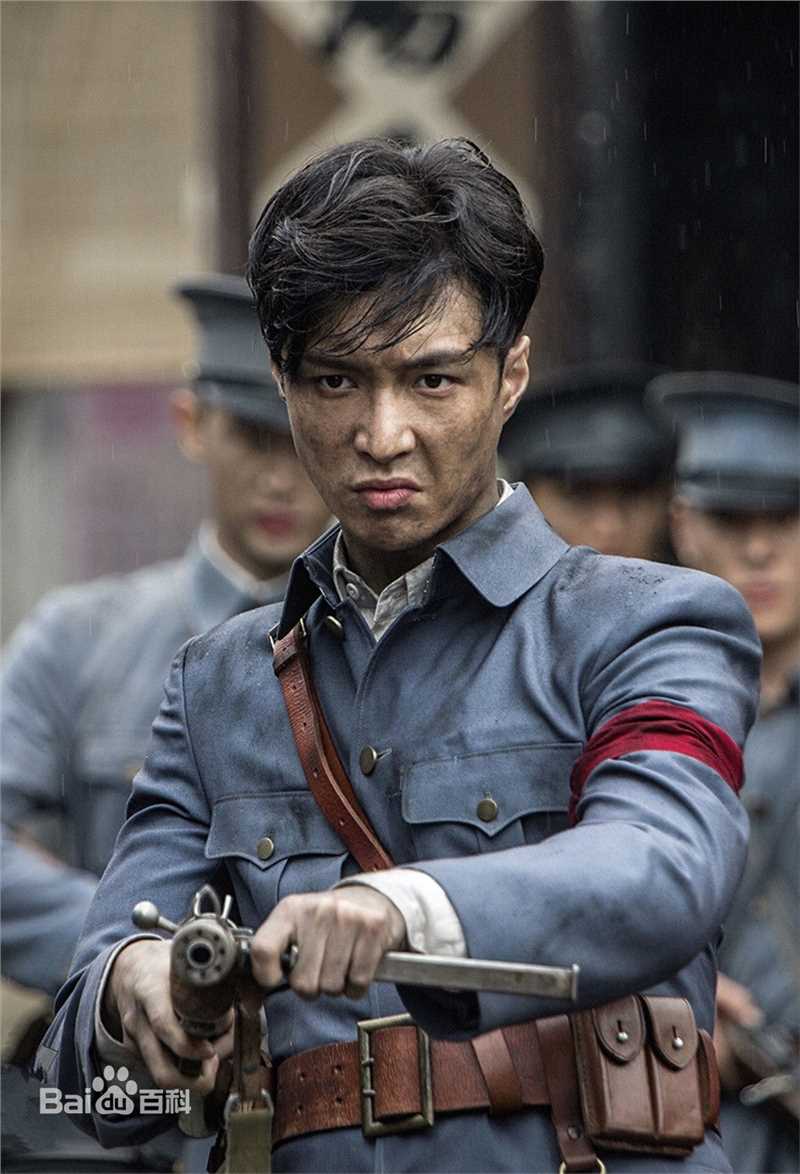 最新张艺兴(LAY，レイ)在《建军大业》卢德铭中的壁纸