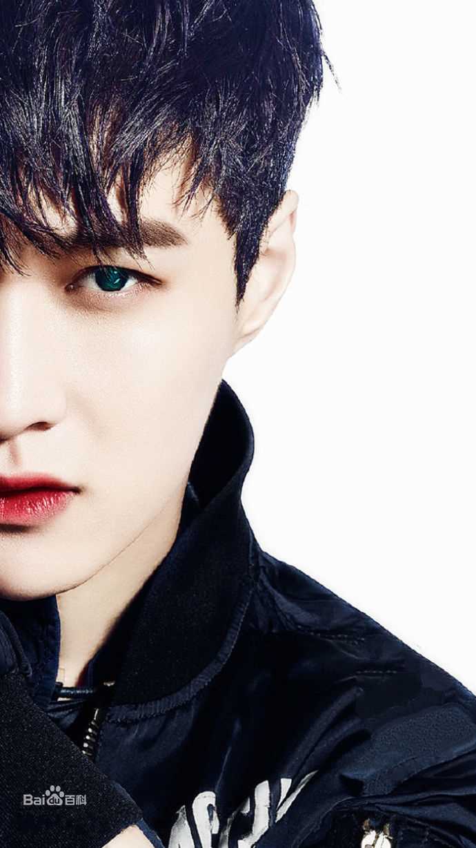 张艺兴(LAY，レイ)在《黄金瞳》中的