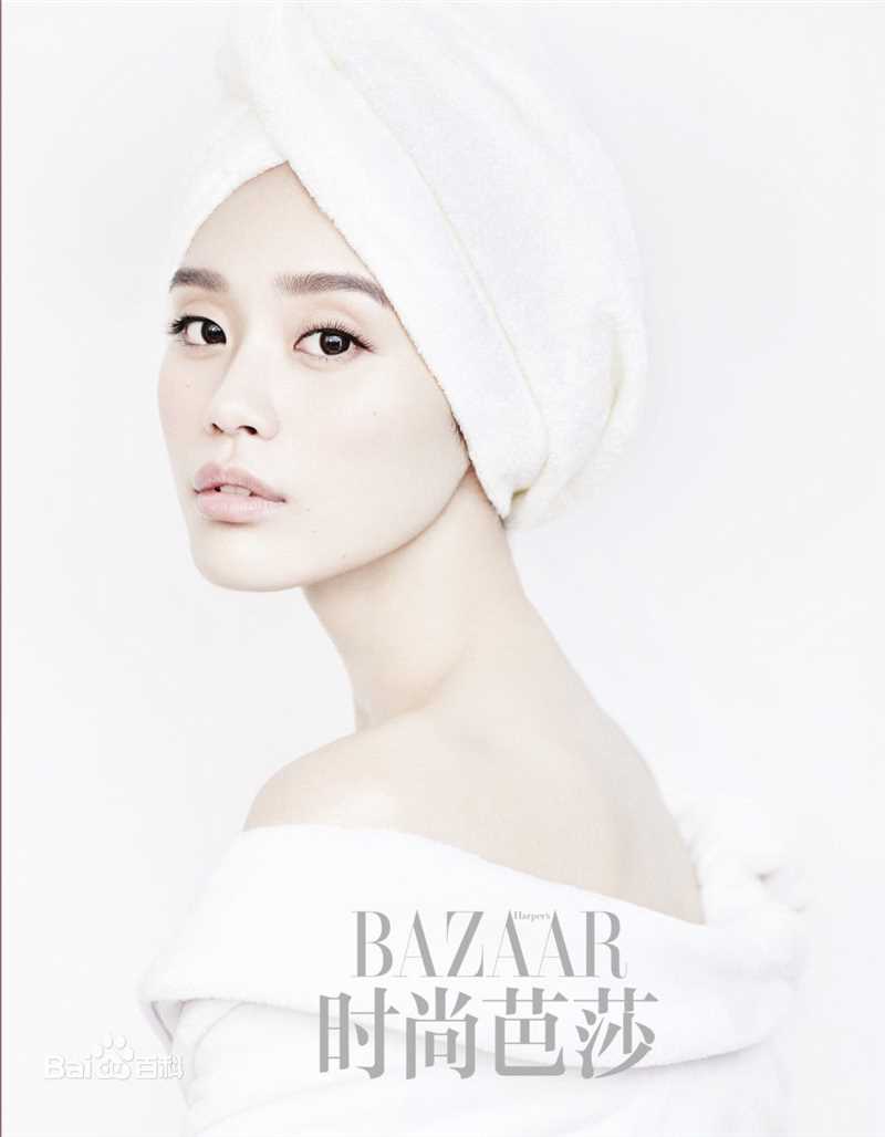 最优质张艺兴(LAY，レイ)在《时尚芭莎》2017年10月上中的相册