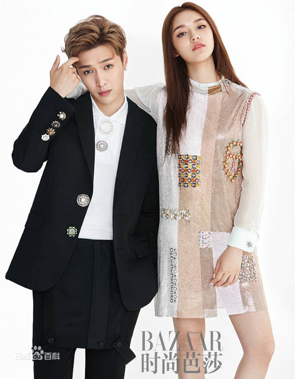 最优质张艺兴(LAY，レイ)在《时尚芭莎》2017年10月上中的相册