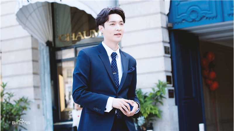 张艺兴(LAY，レイ)专辑《SHEEP》最优质海报相册