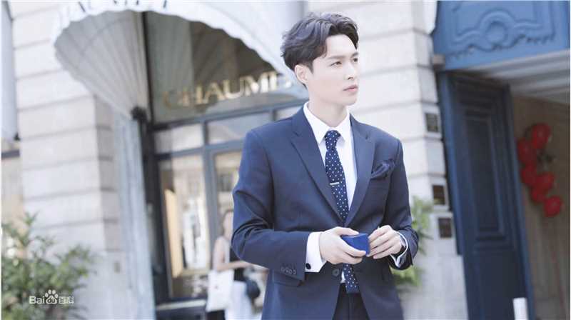 张艺兴(LAY，レイ)专辑《SHEEP》最优质海报相册