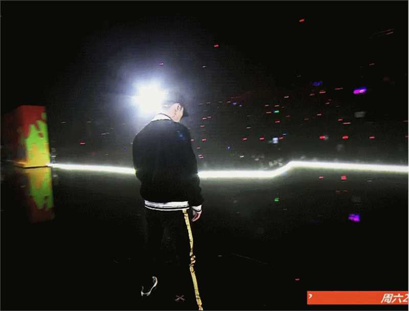 张艺兴(LAY，レイ)动图GIF合辑性感图片图集