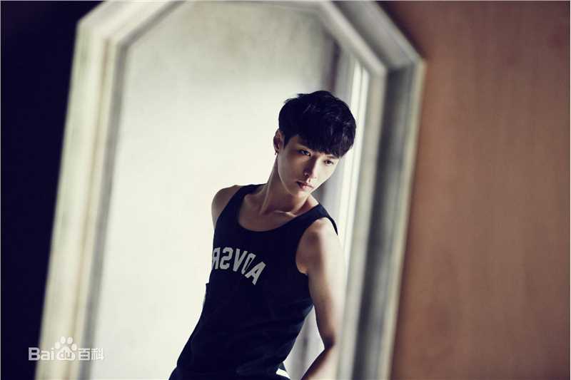 张艺兴(LAY，レイ)最全《24·而立》相册