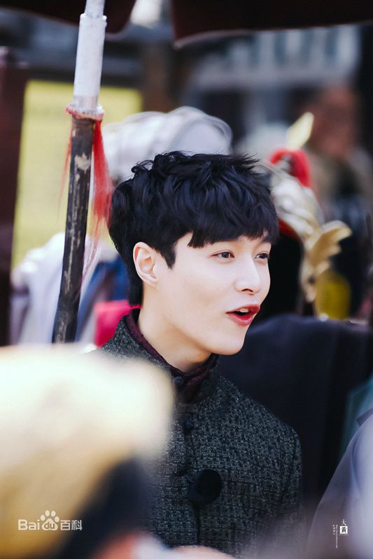 张艺兴(LAY，レイ)活动 极限挑战图片图集