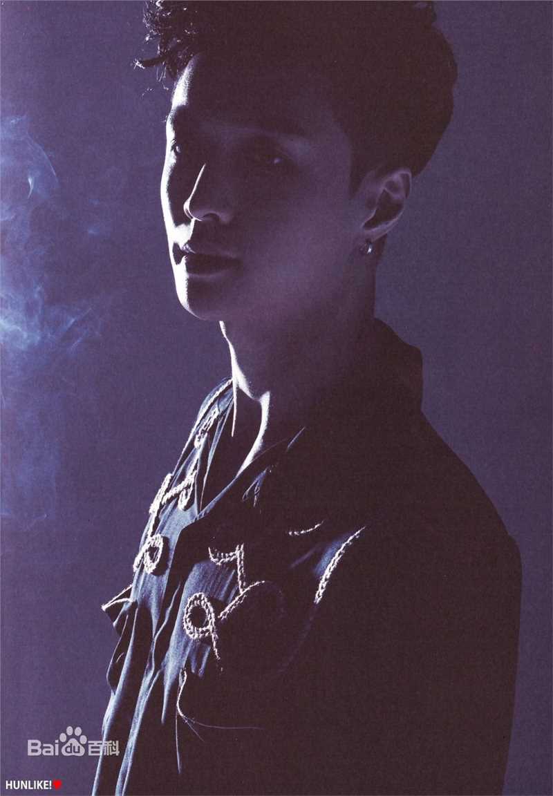 张艺兴(LAY，レイ)精选losecontrol图册