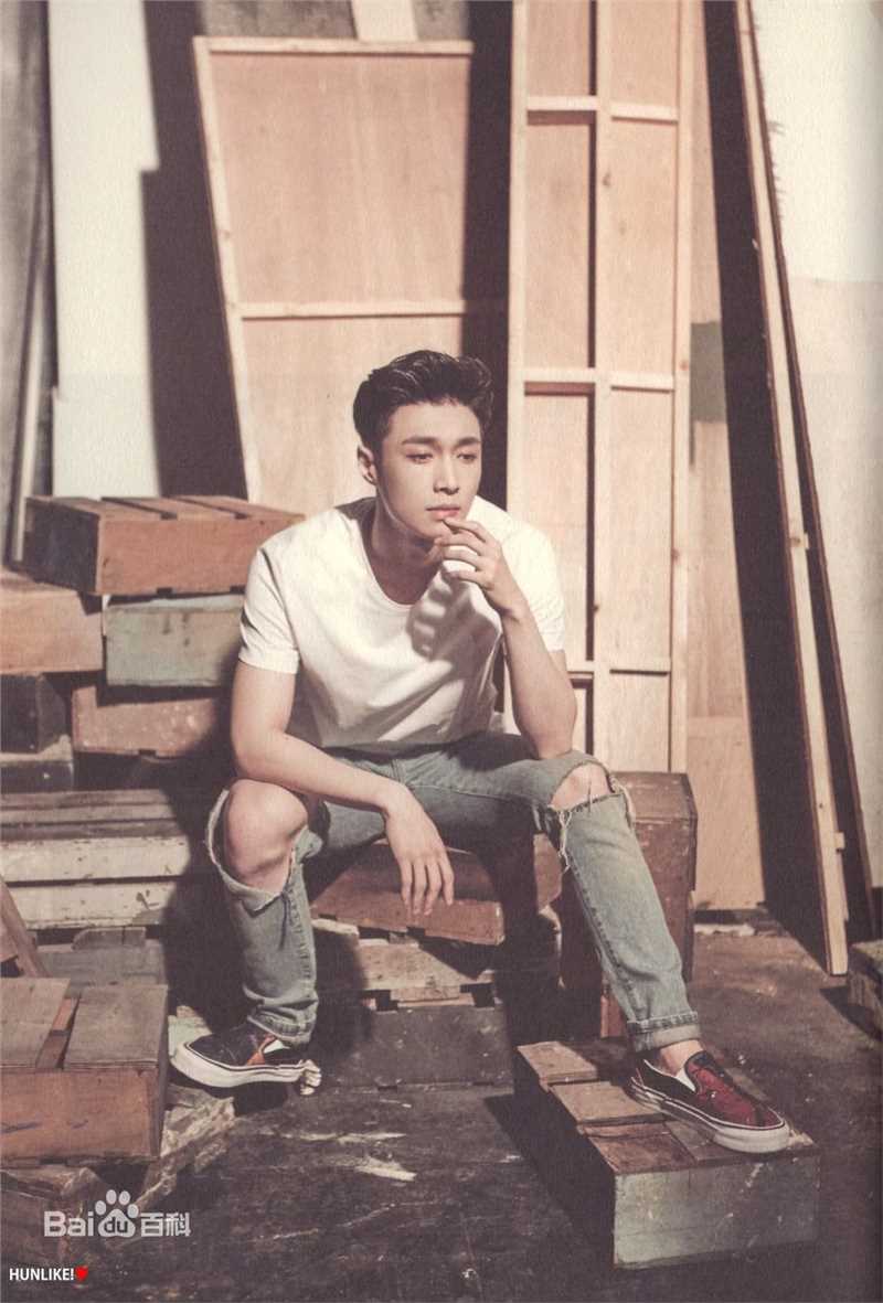 张艺兴(LAY，レイ)精选losecontrol图册