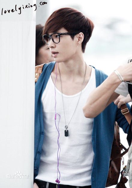 精选张艺兴(LAY，レイ)图片