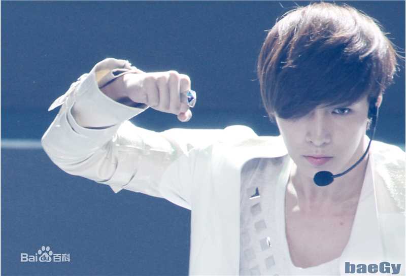 精选张艺兴(LAY，レイ)图片