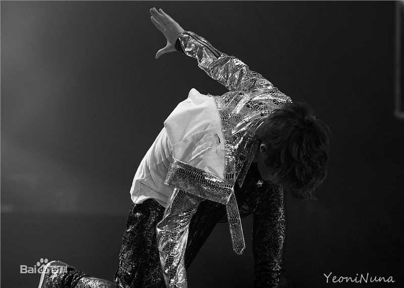 精选张艺兴(LAY，レイ)图片