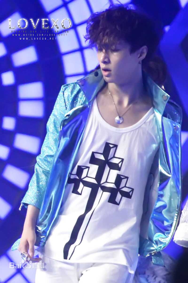 精选张艺兴(LAY，レイ)图片