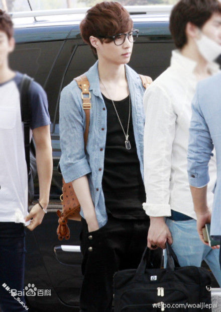 精选张艺兴(LAY，レイ)图片