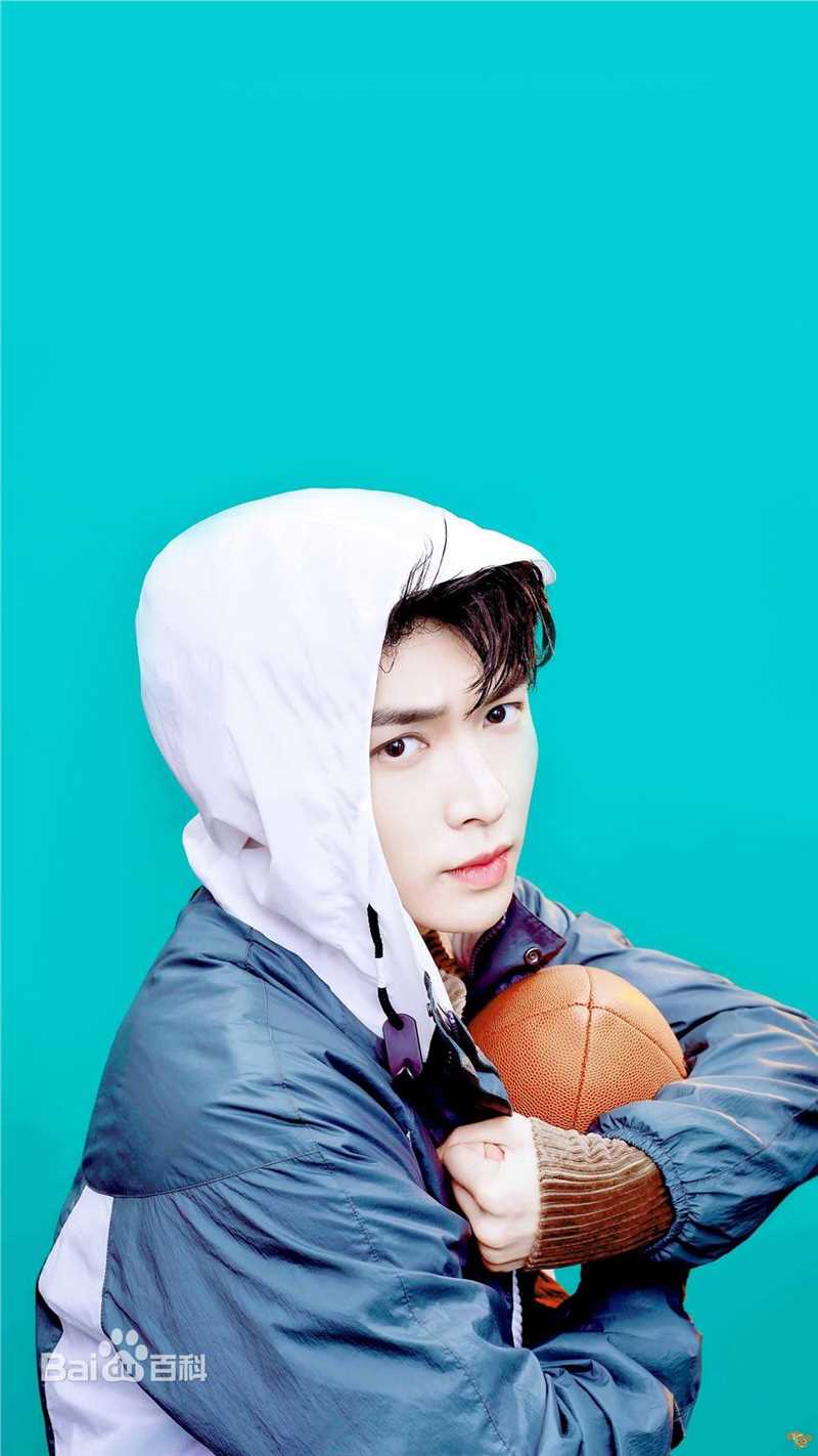 张艺兴(LAY，レイ)最优质coopolitan相册