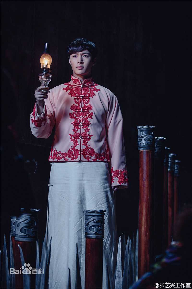高清张艺兴(LAY，レイ)在作品 《老九门》饰演》二月红中的图册