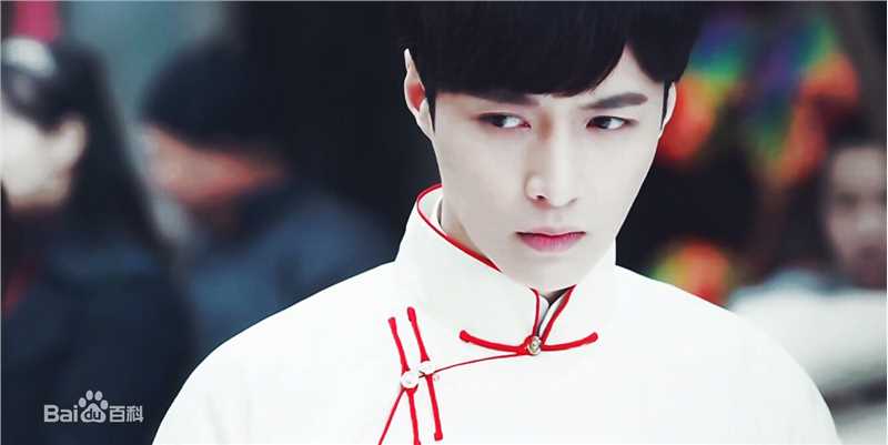高清张艺兴(LAY，レイ)在作品 《老九门》饰演》二月红中的图册