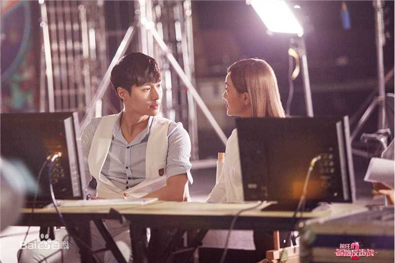 精选张艺兴(LAY，レイ)在作品《前任2：备胎反击战》饰演 李相赫中的图册