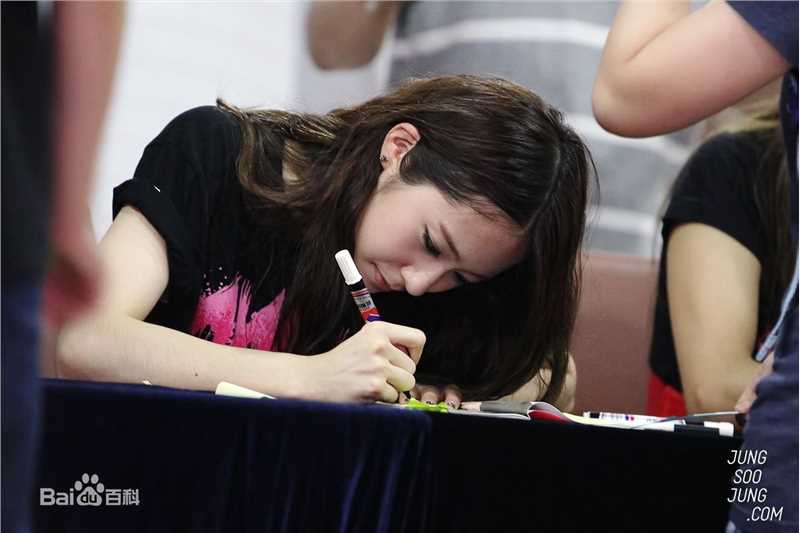 郑秀晶(Jung Soo Jung、Chrystal、Krystal、)9图册