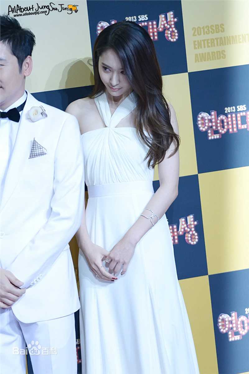 郑秀晶(Jung Soo Jung、Chrystal、Krystal、)4图册