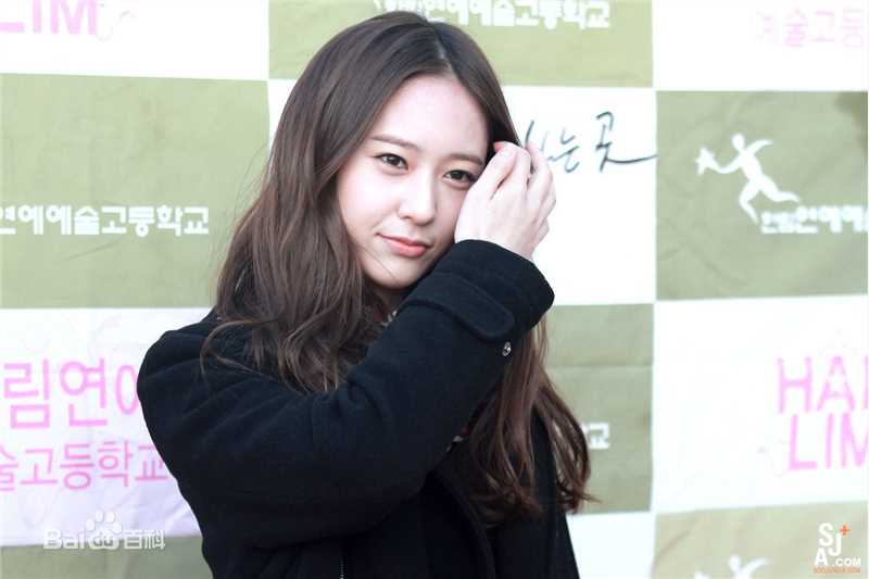 郑秀晶(Jung Soo Jung、Chrystal、Krystal、)学霸晶性感图片壁纸