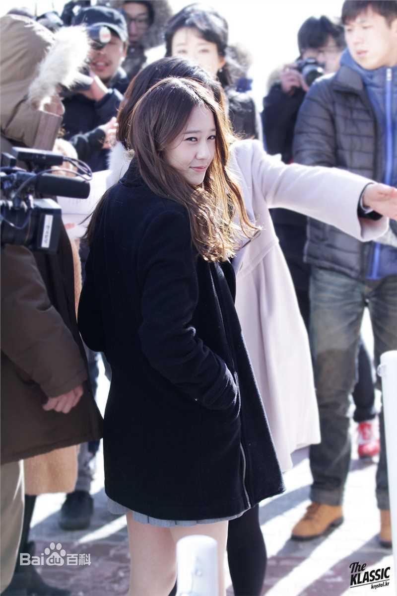 郑秀晶(Jung Soo Jung、Chrystal、Krystal、)学霸晶性感图片壁纸