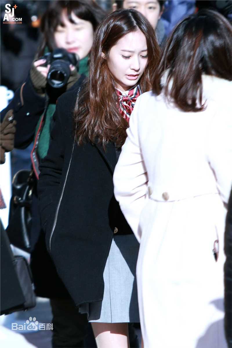 郑秀晶(Jung Soo Jung、Chrystal、Krystal、)学霸晶性感图片壁纸