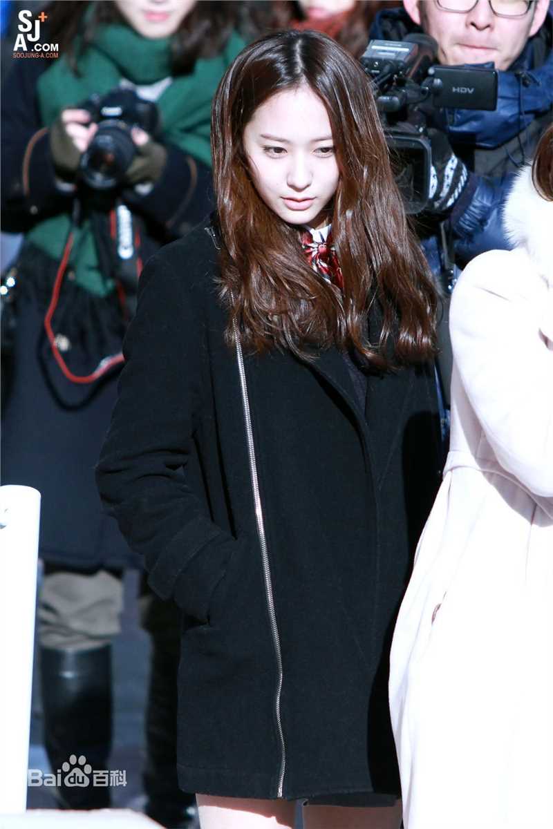 郑秀晶(Jung Soo Jung、Chrystal、Krystal、)学霸晶性感图片壁纸