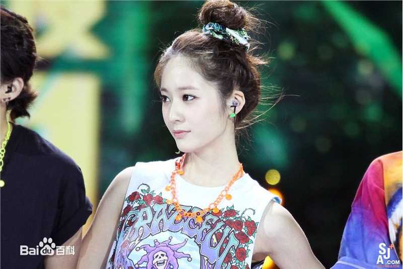 郑秀晶(Jung Soo Jung、Chrystal、Krystal、)9图片图册