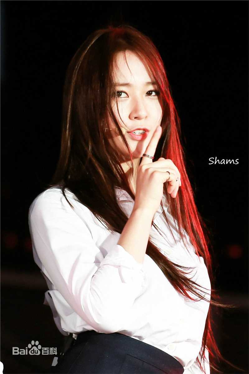 郑秀晶(Jung Soo Jung、Chrystal、Krystal、)9图片图册