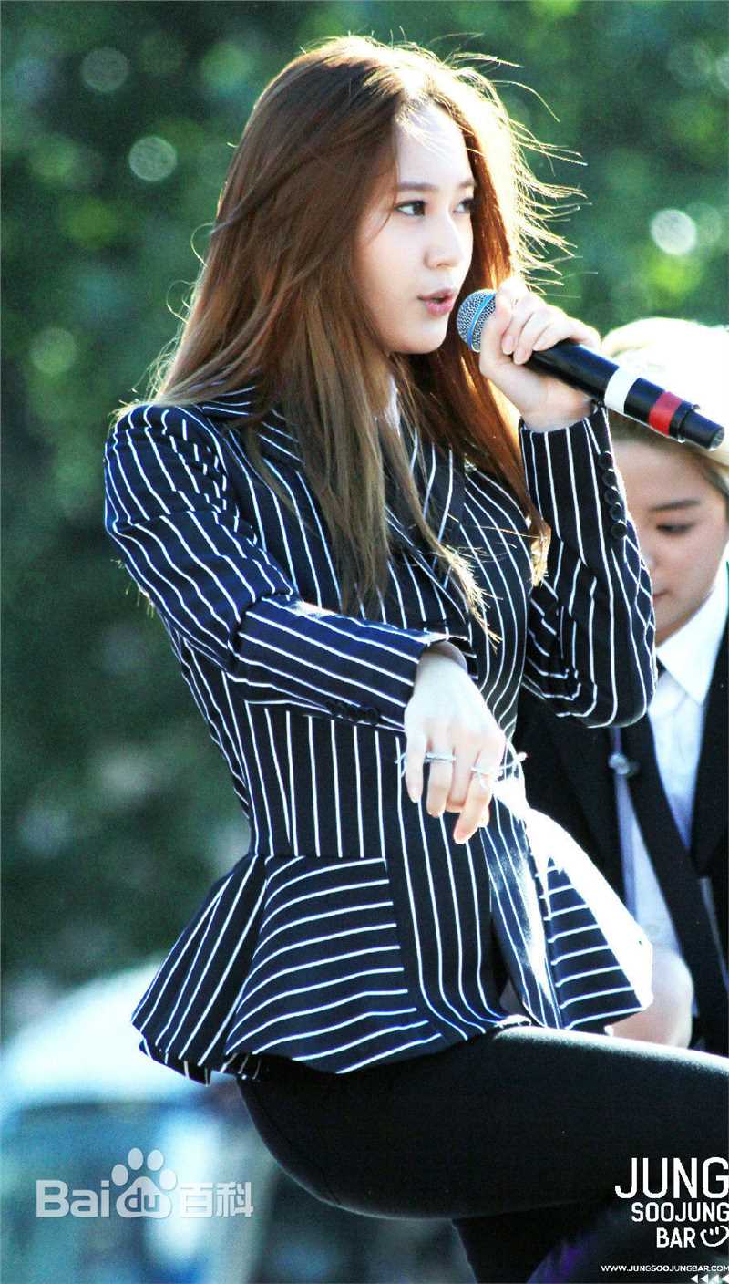 郑秀晶(Jung Soo Jung、Chrystal、Krystal、)9图片图册