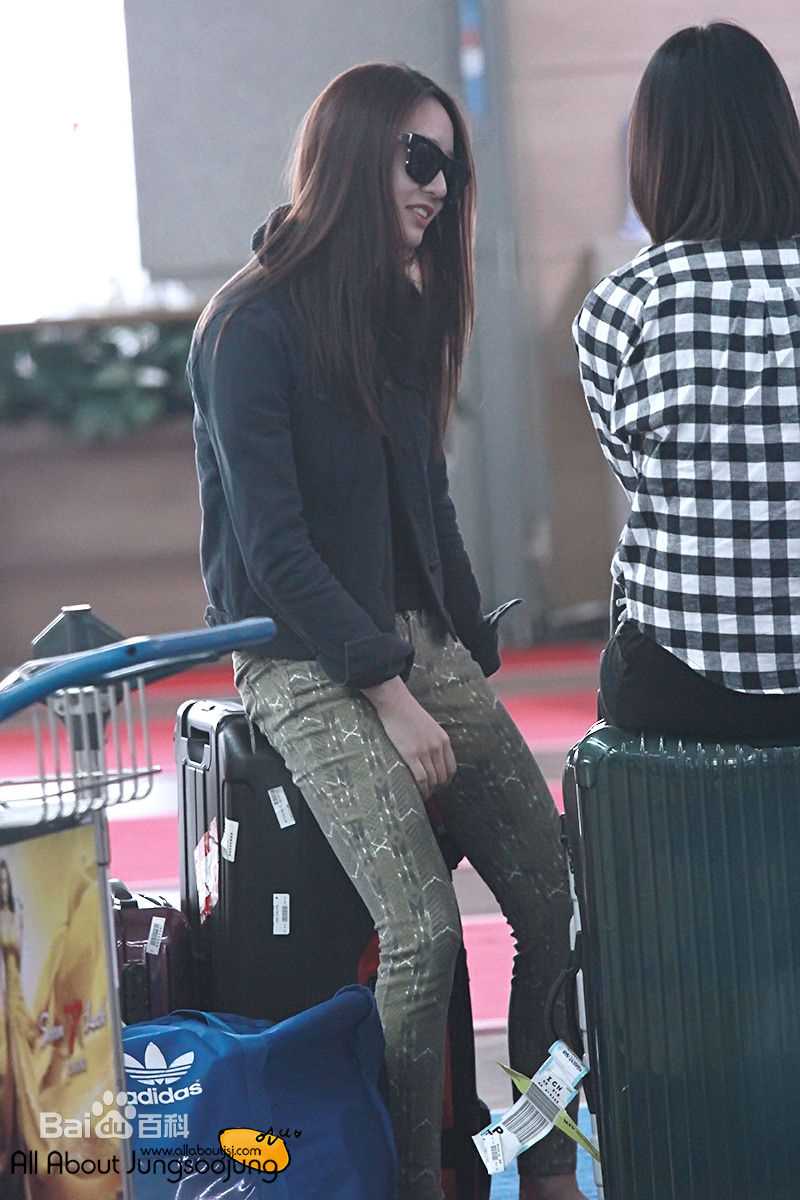 郑秀晶(Jung Soo Jung、Chrystal、Krystal、)1性感图片图集