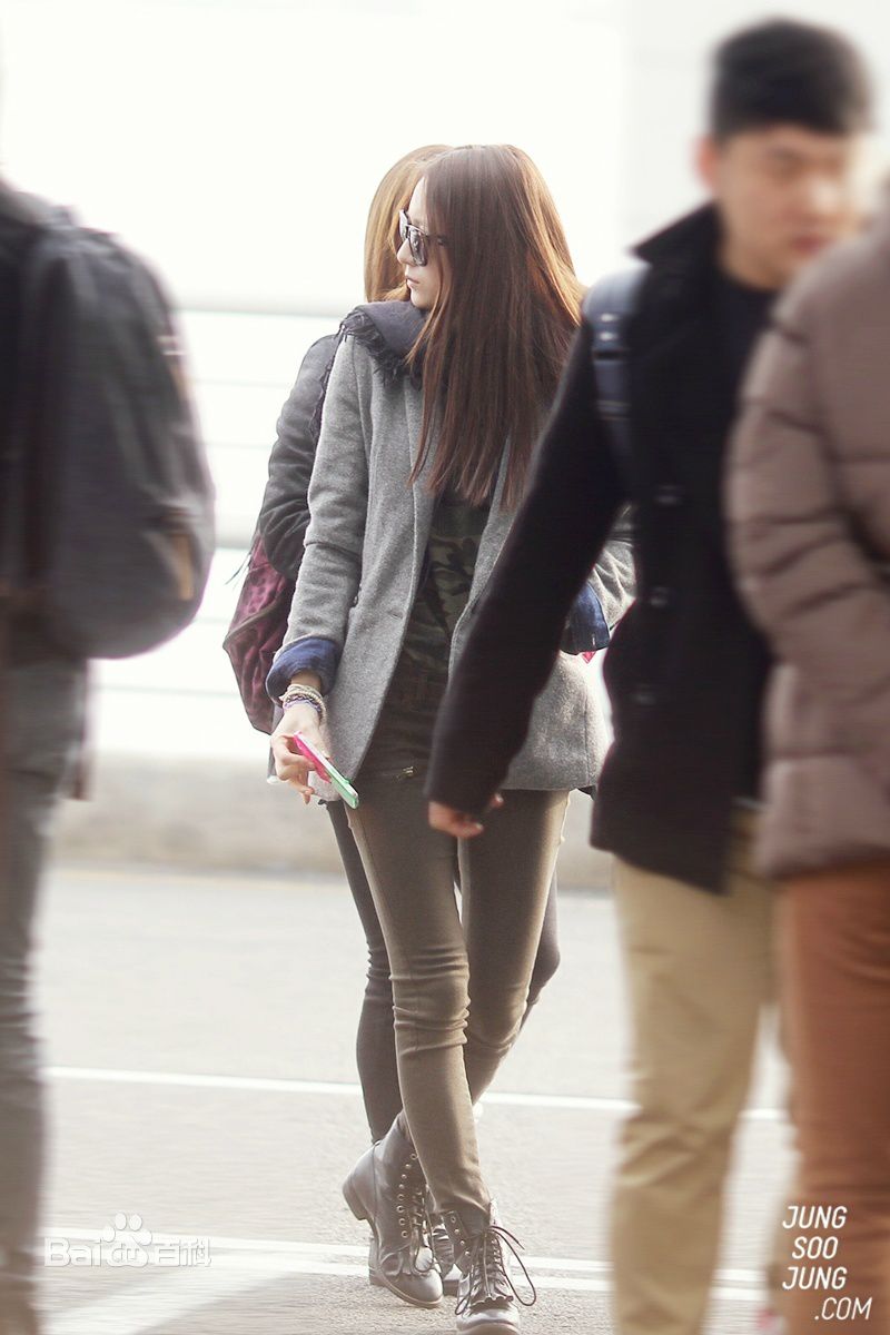 郑秀晶(Jung Soo Jung、Chrystal、Krystal、)1性感图片图集