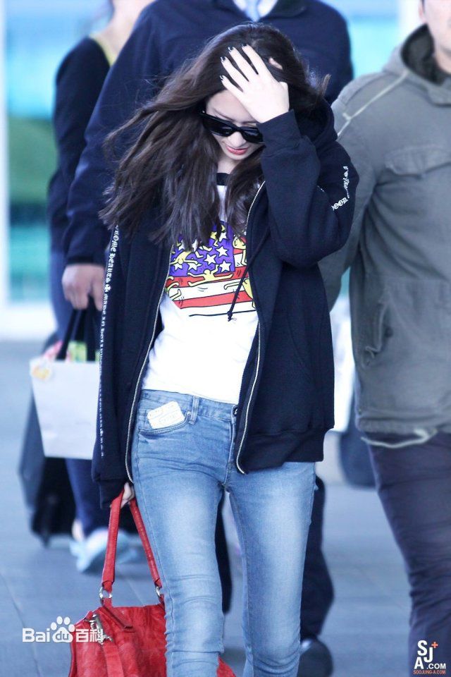 郑秀晶(Jung Soo Jung、Chrystal、Krystal、)1性感图片图集