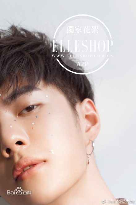 王一博(YiBo)最优质杂志/相册