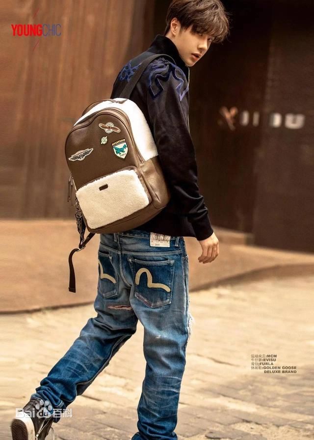 王一博(YiBo)最优质杂志/相册