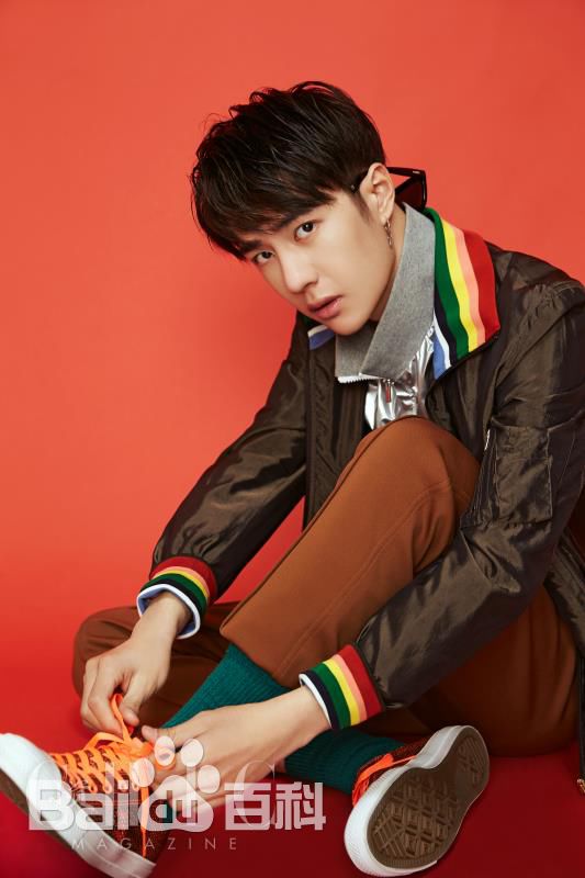 王一博(YiBo)最优质杂志/相册