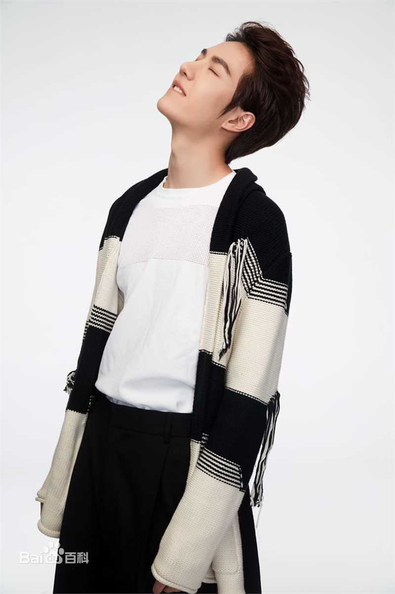 王一博(YiBo)最优质杂志/相册