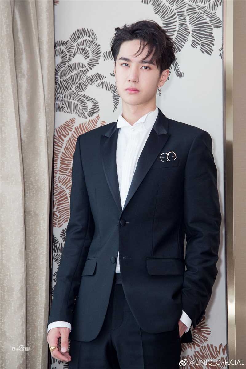 王一博(YiBo)演唱会及其他素颜照壁纸