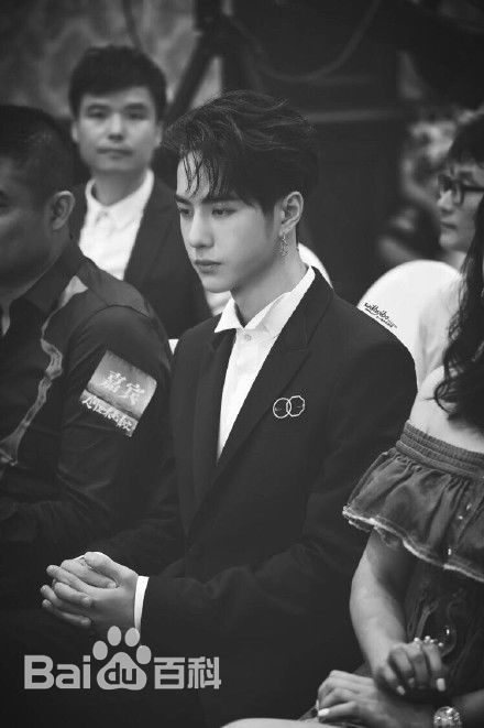 王一博(YiBo)演唱会及其他素颜照壁纸