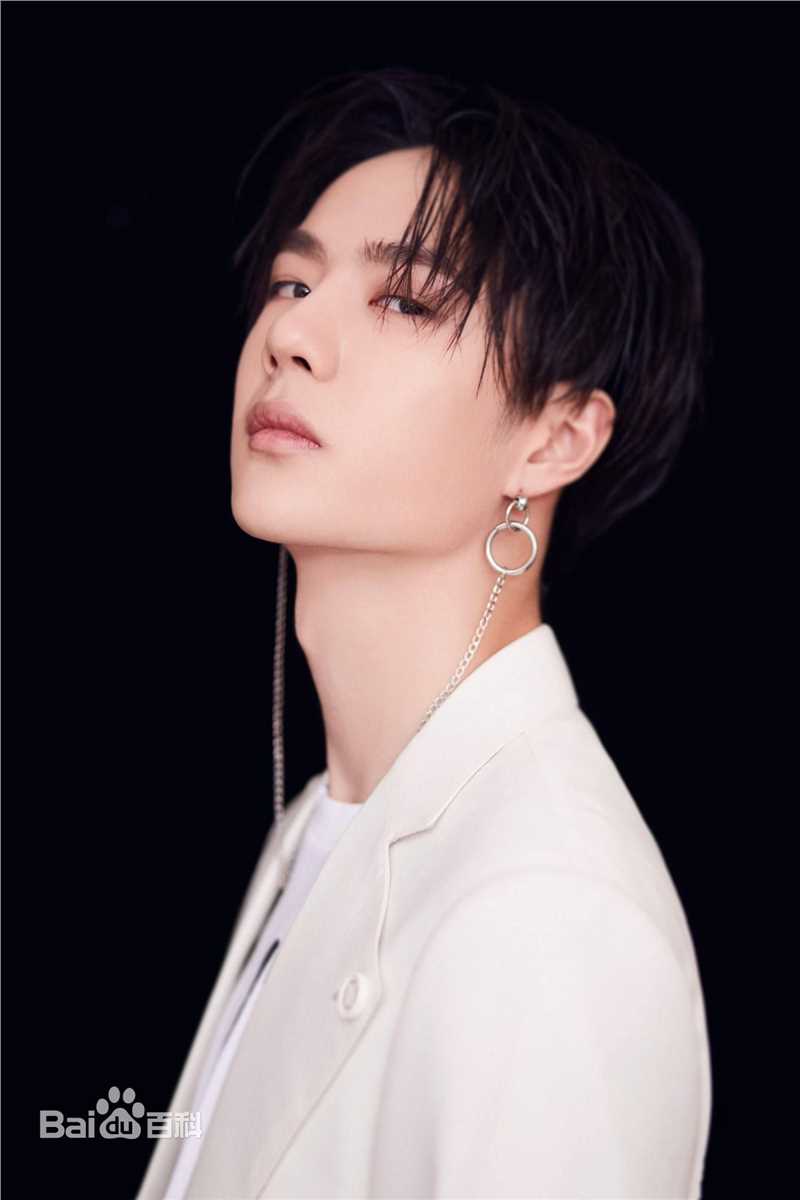 王一博(YiBo)2014年-2015年素颜照相册