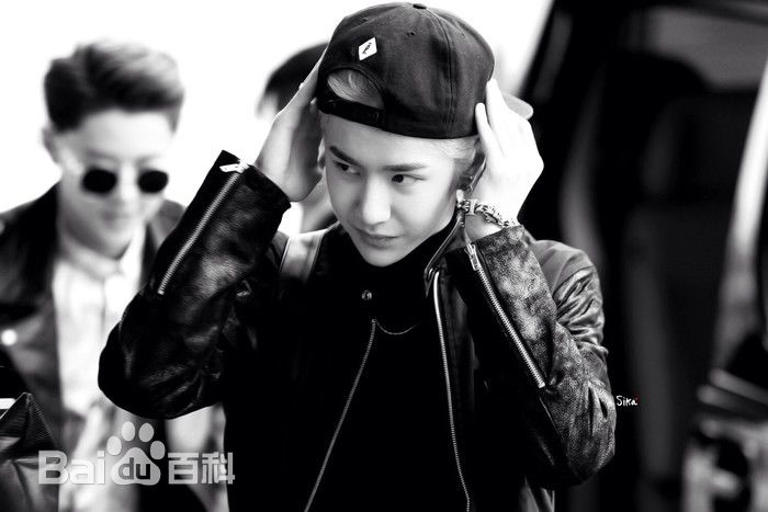 王一博(YiBo)2014年-2015年素颜照相册