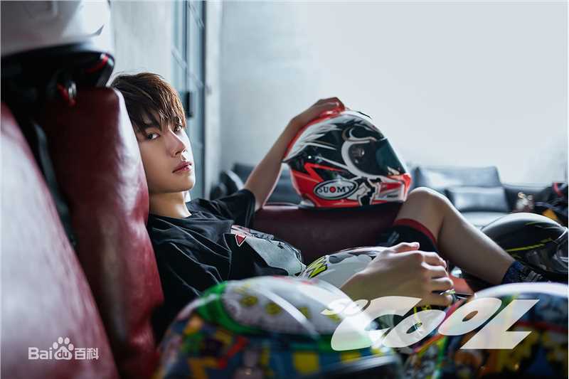 王一博(YiBo)SoCooL图册