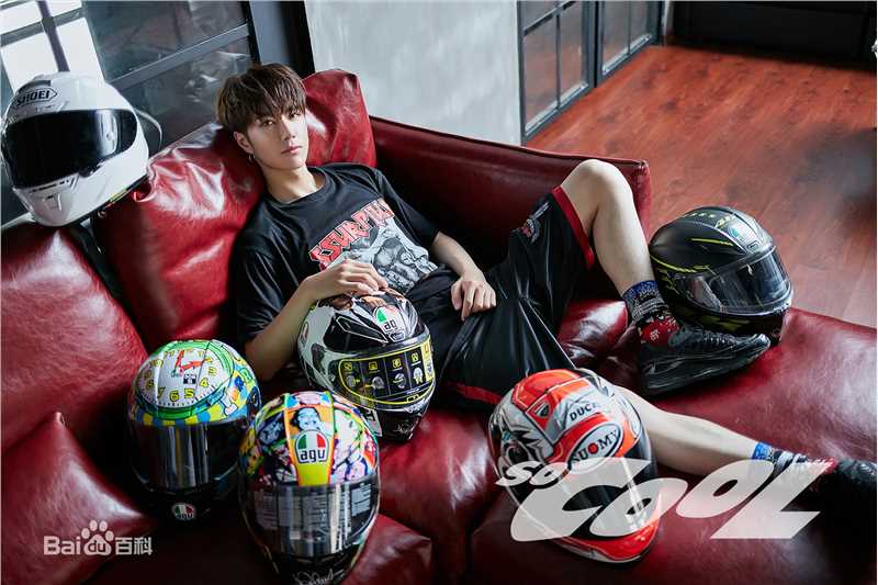 王一博(YiBo)SoCooL图册