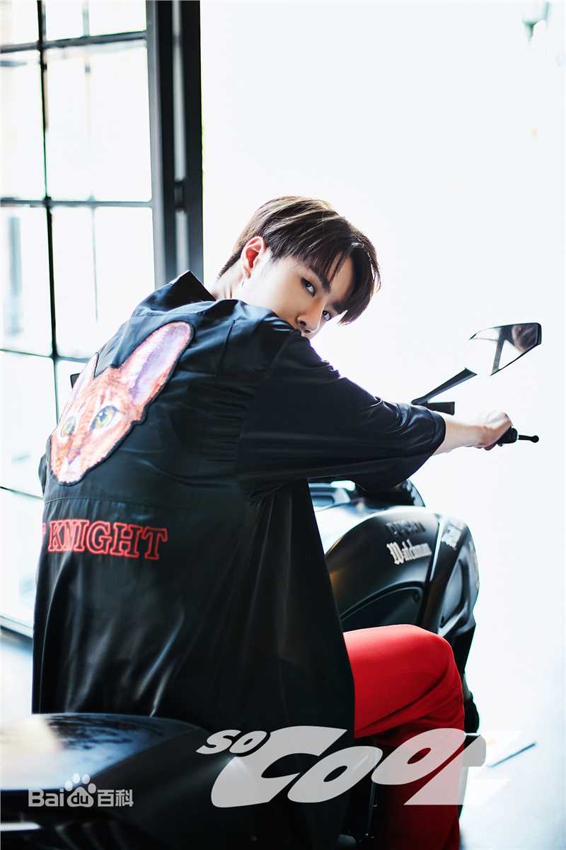 王一博(YiBo)SoCooL图册