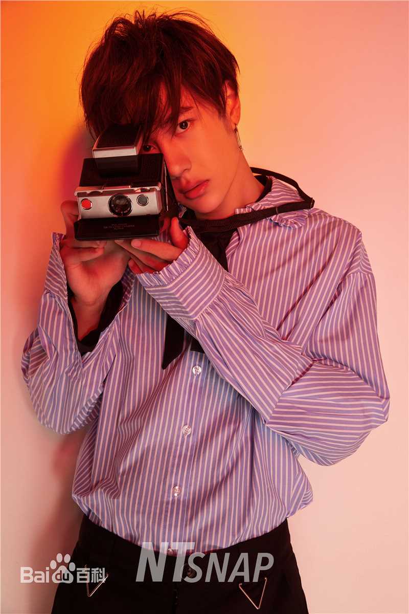 最全王一博(YiBo)在《NTsnap》时尚大片中的壁纸