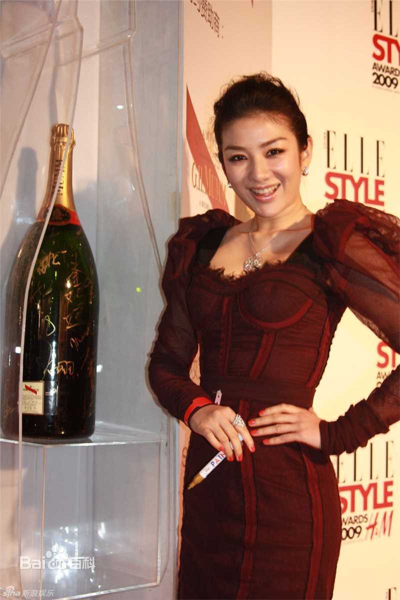 最全黄奕(Crystal)精彩图册