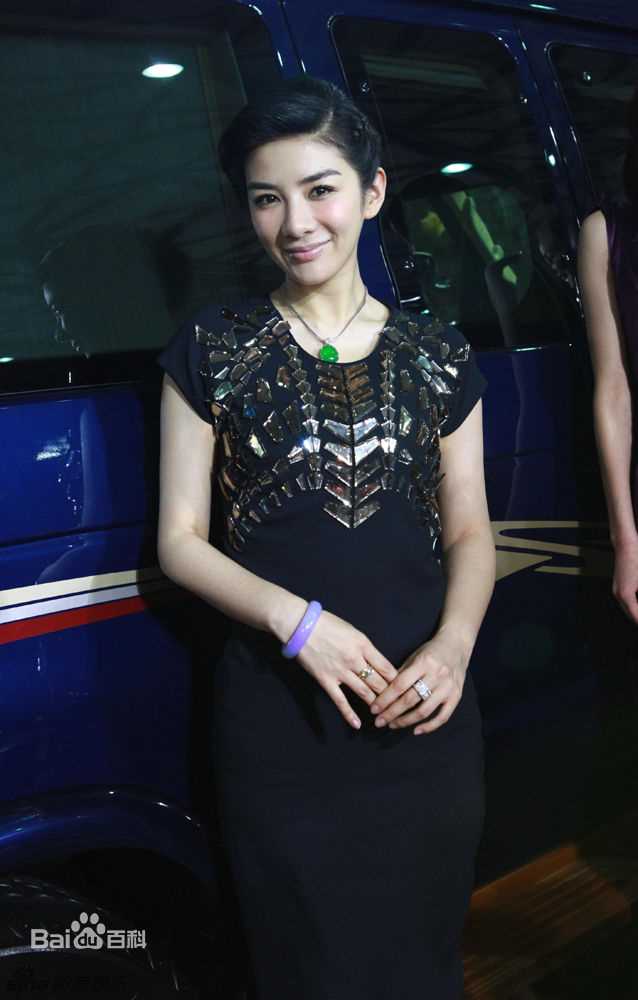 最全黄奕(Crystal)精彩图册