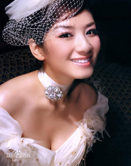 最全黄奕(Crystal)精彩图册